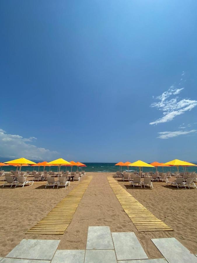 Messíni Buka Sandy Beach מראה חיצוני תמונה