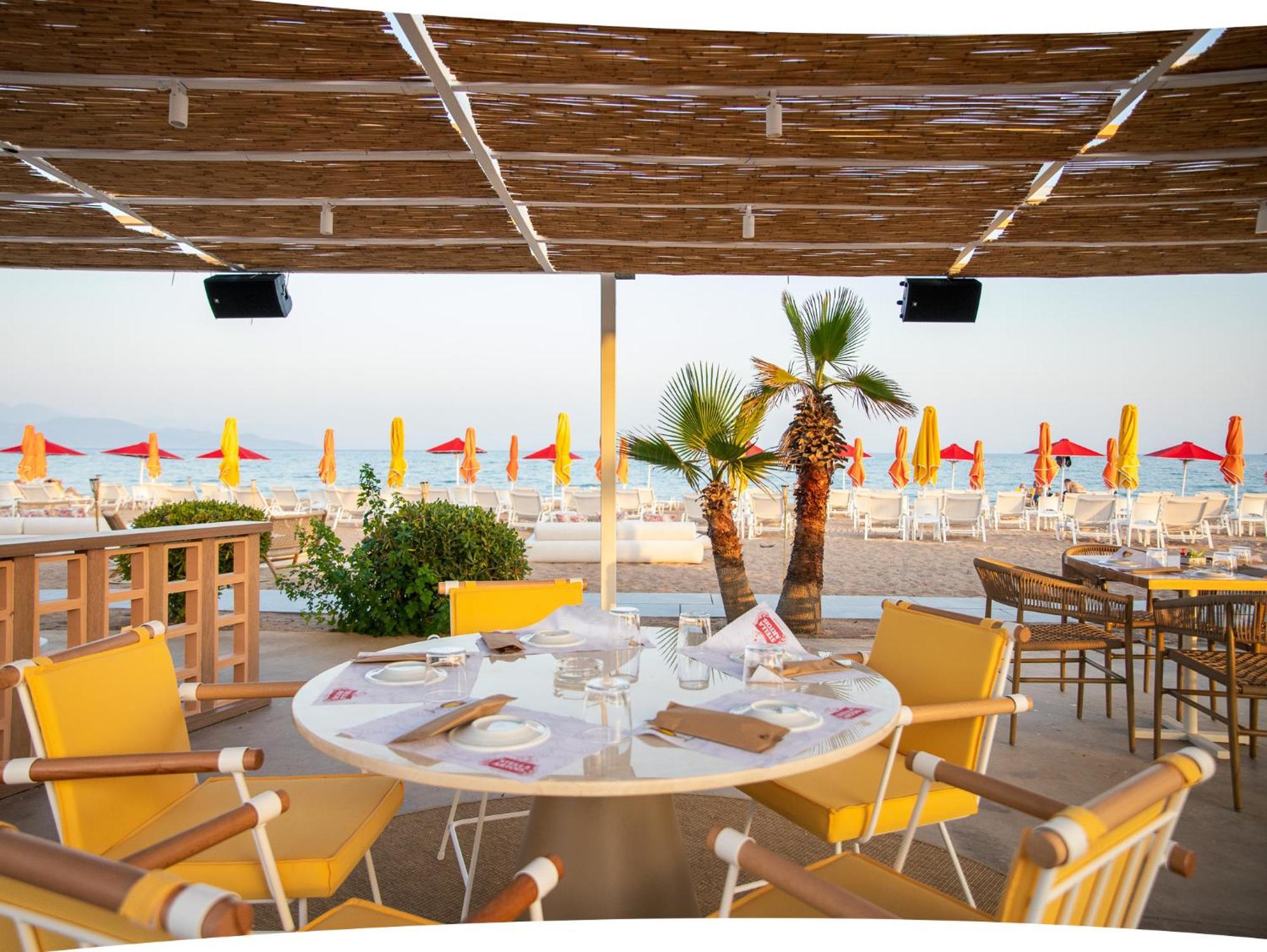 Messíni Buka Sandy Beach מראה חיצוני תמונה