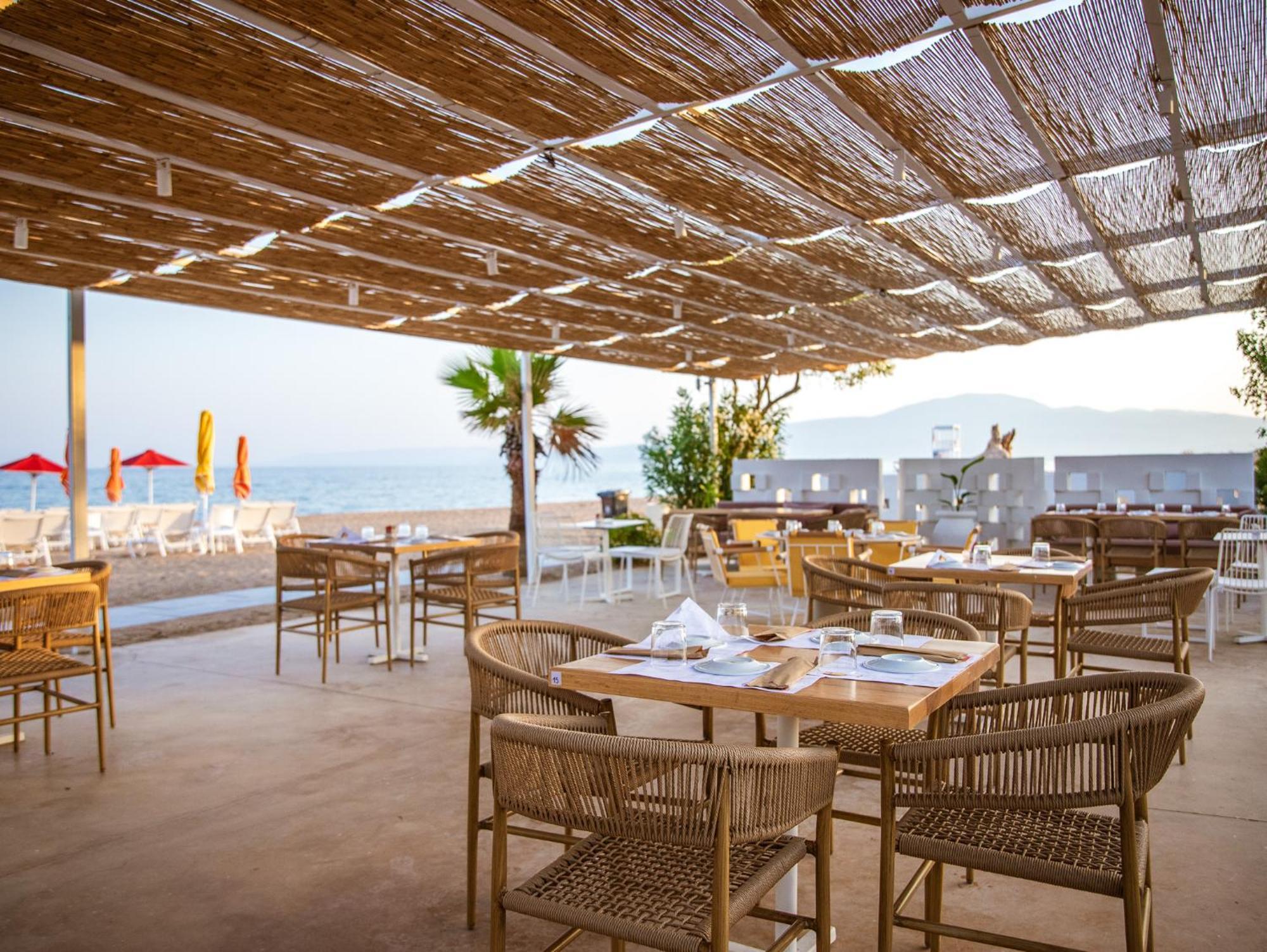 Messíni Buka Sandy Beach מראה חיצוני תמונה