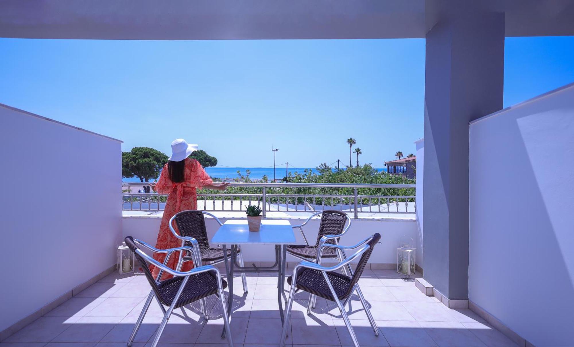 Messíni Buka Sandy Beach מראה חיצוני תמונה