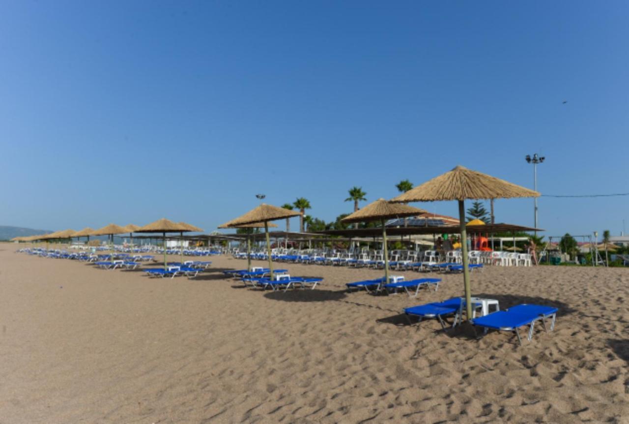 Messíni Buka Sandy Beach מראה חיצוני תמונה